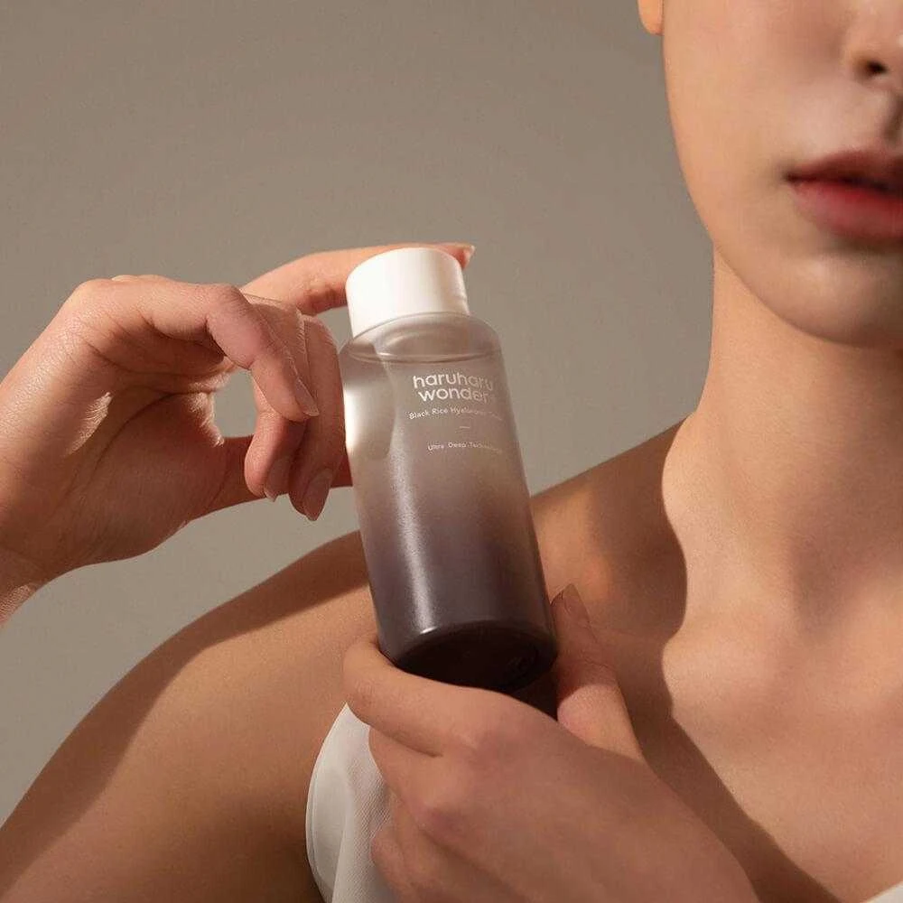Haruharu Wonder Juodas Rice Hyaluronic Toneris veido tonikas su juodųjų ryžių ekstraktu ir hialurono rūgštimi, 150 ml