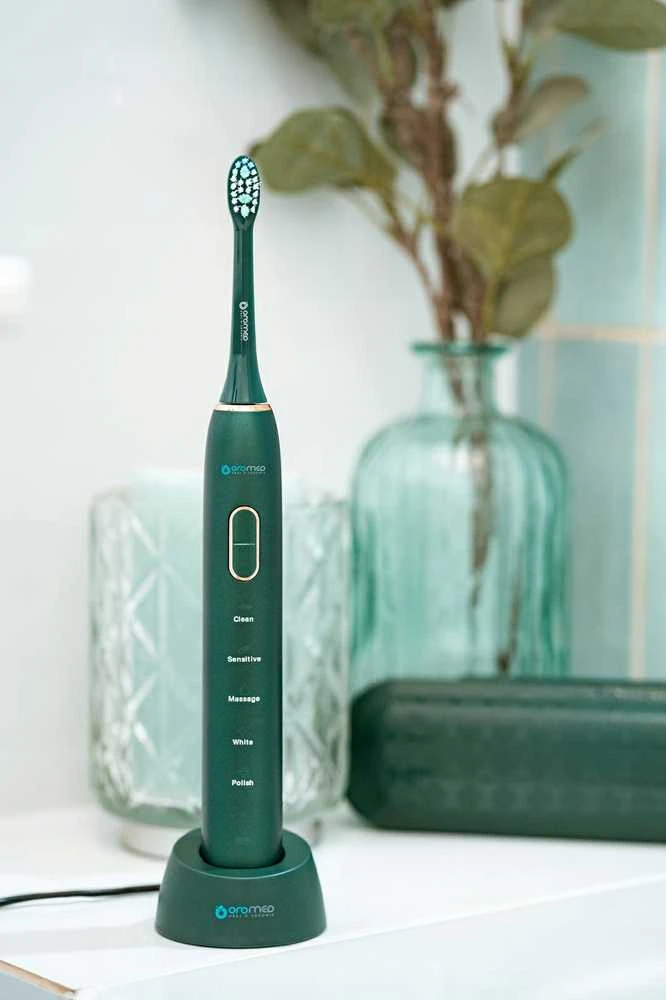 Elektrinis dantų šepetėlis Oromed Oro-Brush, Žalias