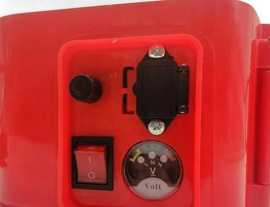 Akumuliatorinis elektrinis kuprinis purkštuvas su 4 antgaliais