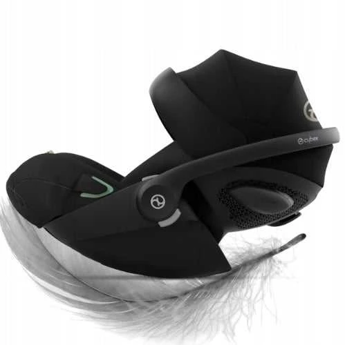 CYBEX Cloud G i-Size kėdutė 0-13 kg juoda
