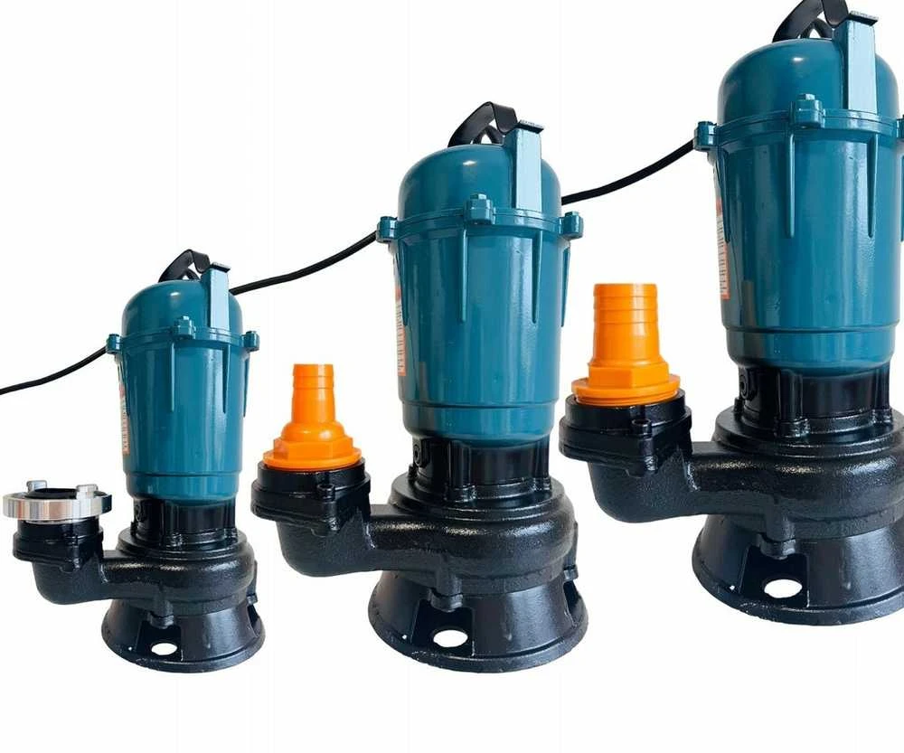 Galingas vandens siurblys 3200W su 3 jungtimis