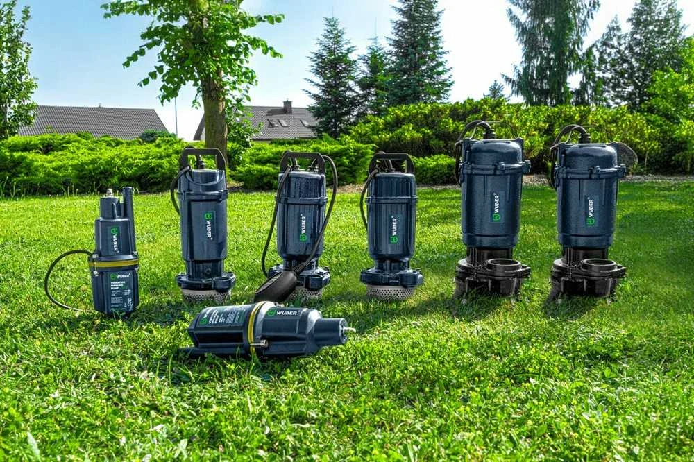 Siurblys su smulkintuvu ir 30 m žarna 750W FastFix jungtis