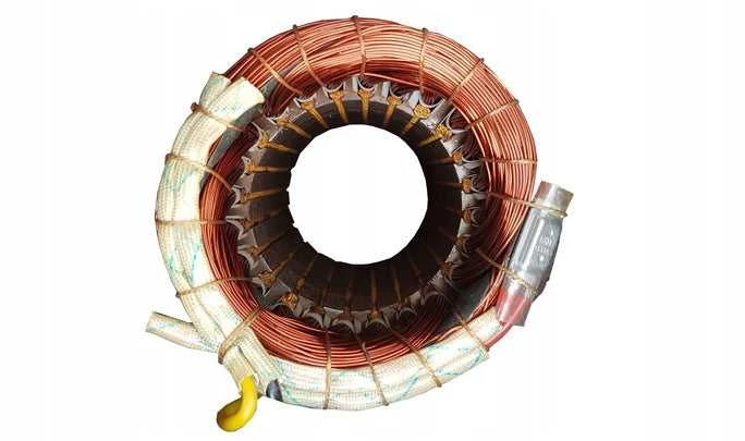 Universalus vandens siurblys su plūde ir filtru