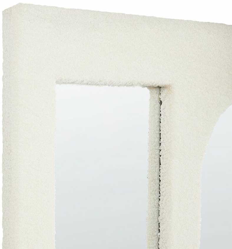 Beliani Sieninis veidrodis MARCIGNY 70 cm 100 cm Boucle, kreminės spalvos