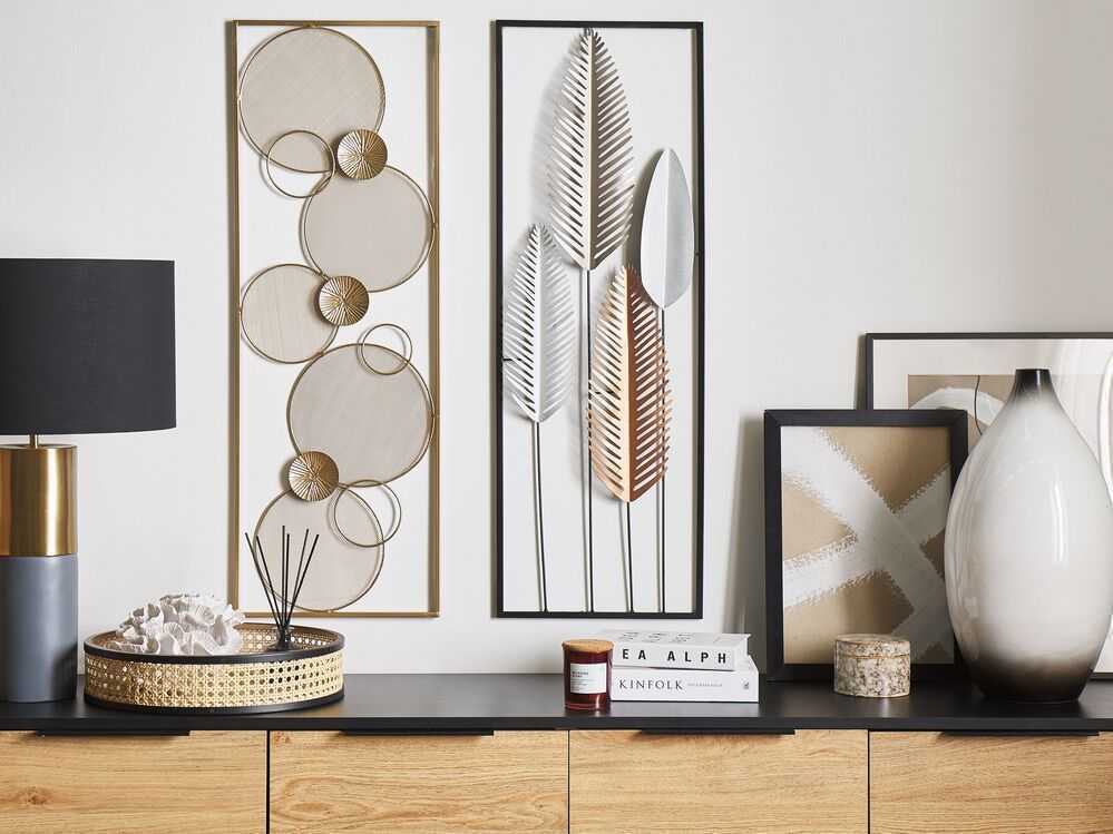 Beliani Sieninis dekoras TUNGSTEN Metalinis 90 cm Auksinis