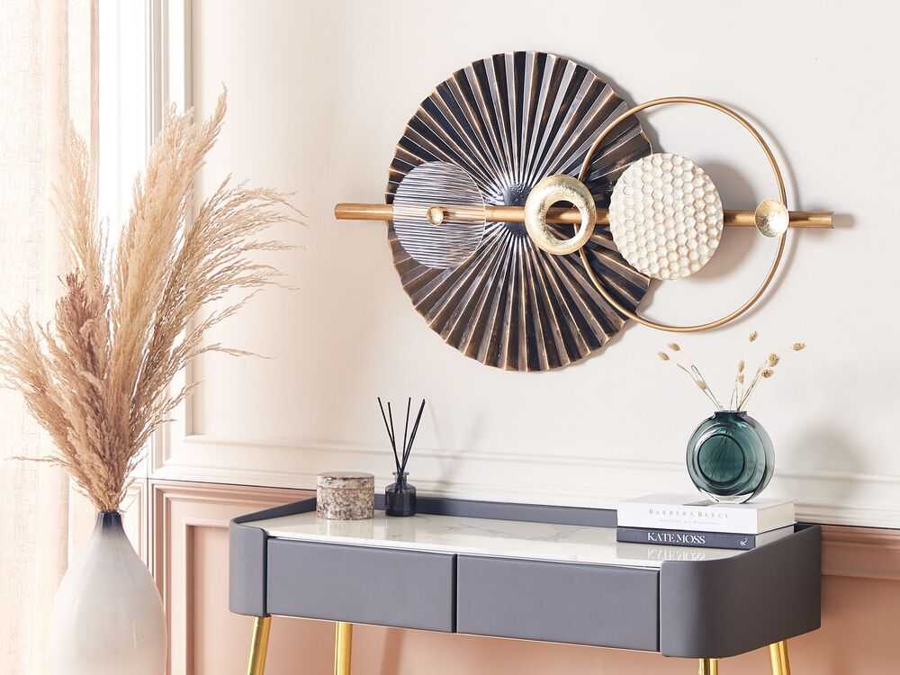 Beliani Sieninė dekoracija RUTHENIUM metalinė 59 cm juoda