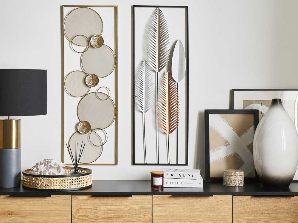 Beliani Sieninis dekoras TUNGSTEN Metalinis 90 cm Auksinis