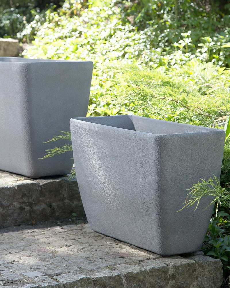 Beliani Gėlių vazonas BARIS 74 cm pilkas