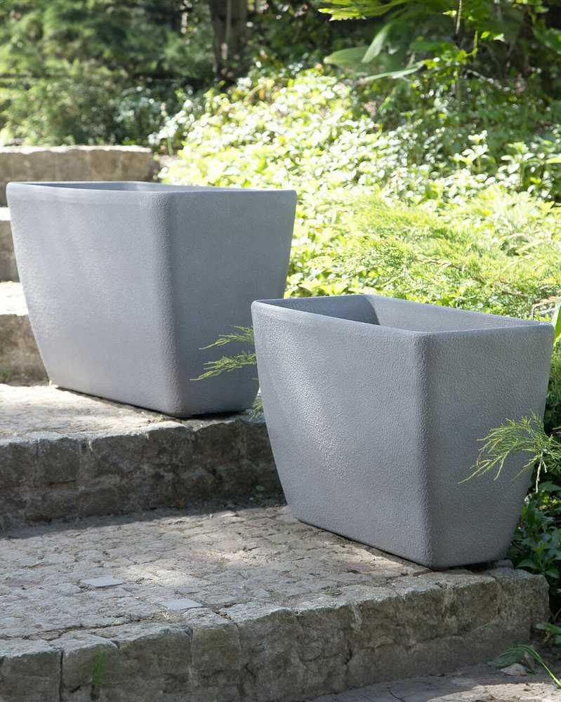 Beliani Gėlių vazonas BARIS 74 cm pilkas