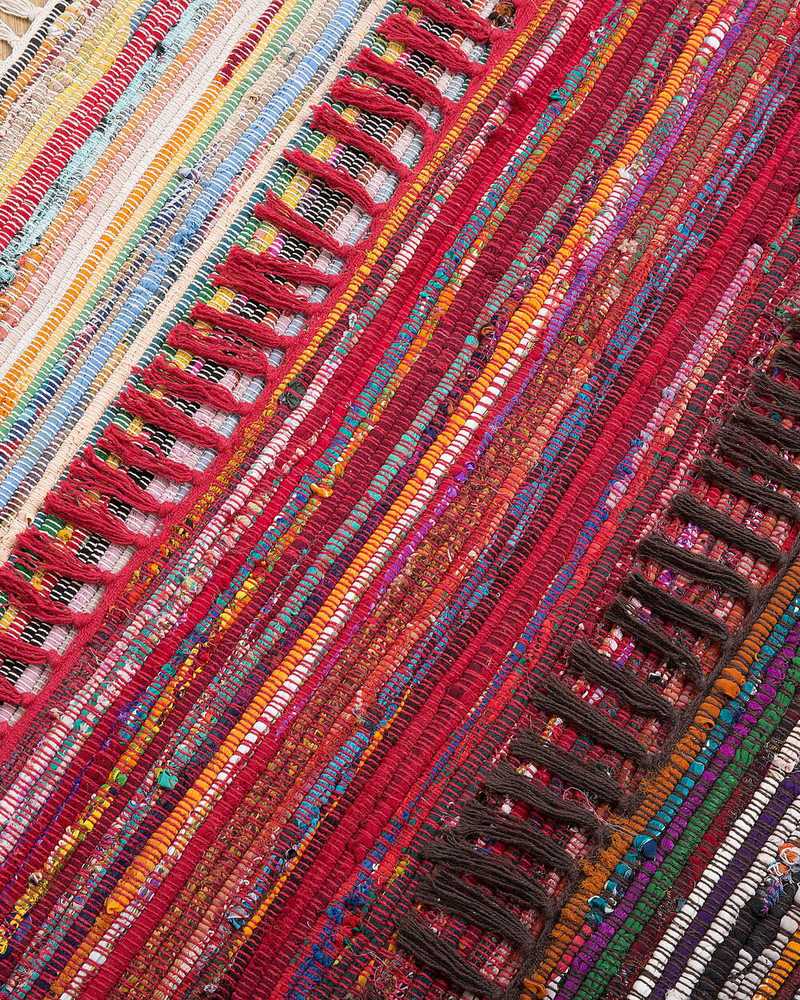 Beliani Kilimas DANCA juodas 140 x 200 cm