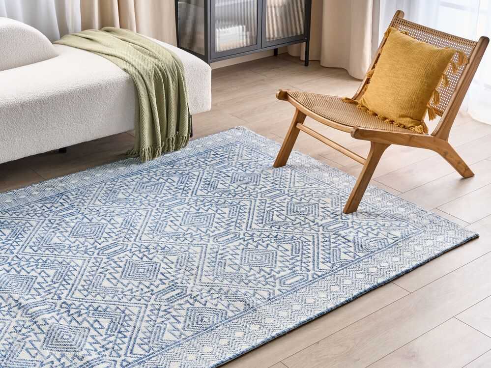 Beliani Kilimas KAWAS mėlynas 160 x 230 cm