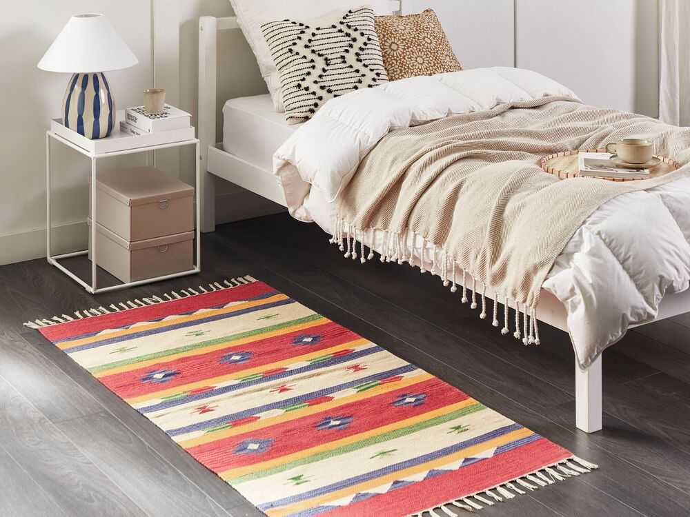Beliani Kilimas ALAPARS Spalvotas 80 x 150 cm Medvilninis Kilim