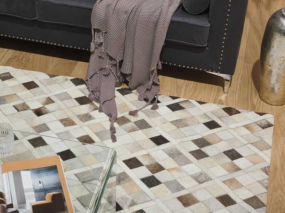 Beliani Kilimas HIRKA pilkas 140 x 200 cm iš natūralios odos