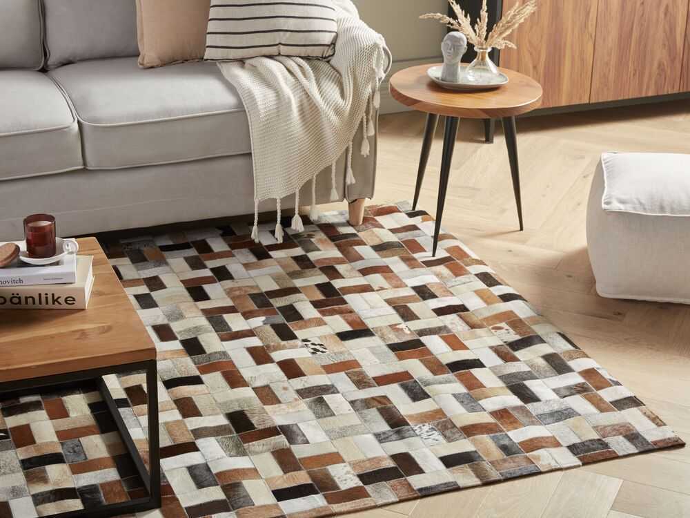 Beliani Kiliminis CESME spalvotas 160 x 230 cm natūrali oda