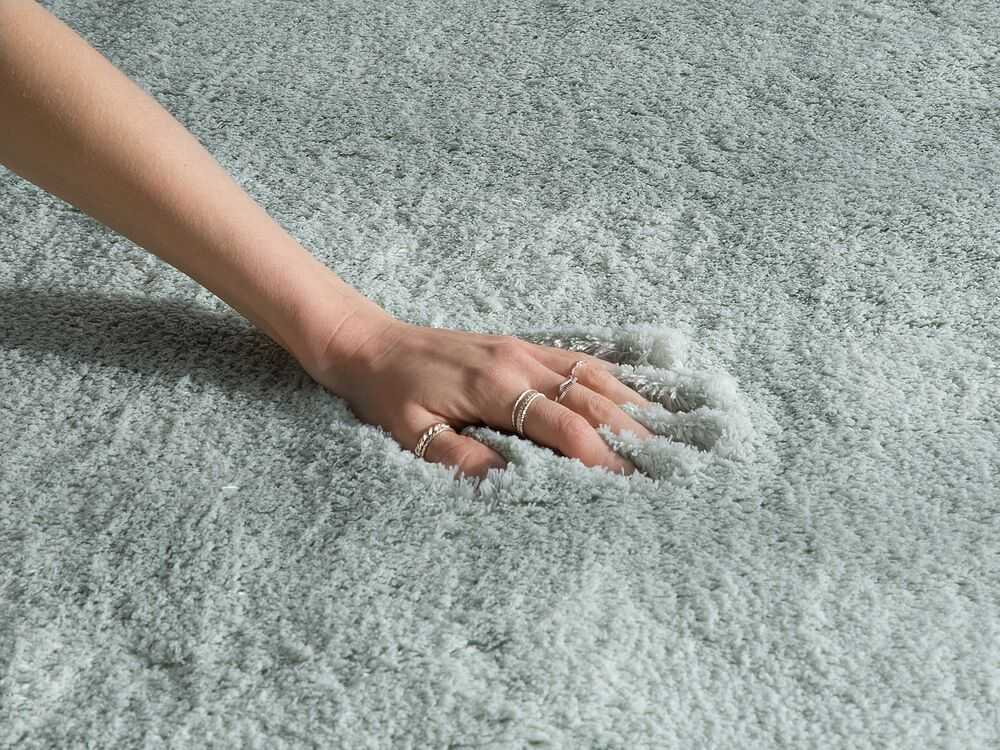 Beliani Shaggy kilimas EVREN žalias 200 x 200 cm