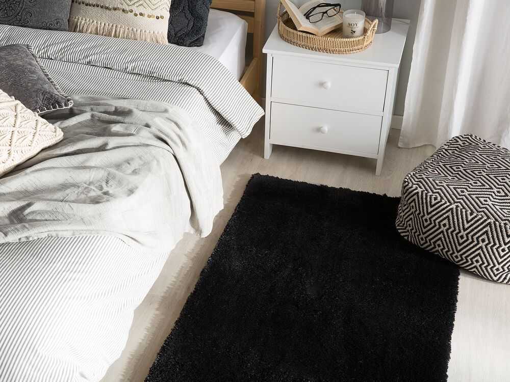 Beliani Shaggy kilimas EVREN juodas 80 x 150 cm
