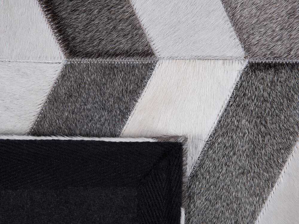 Beliani AKSAZ kilimas įvairiaspalvis 140 x 200 cm natūralios odos