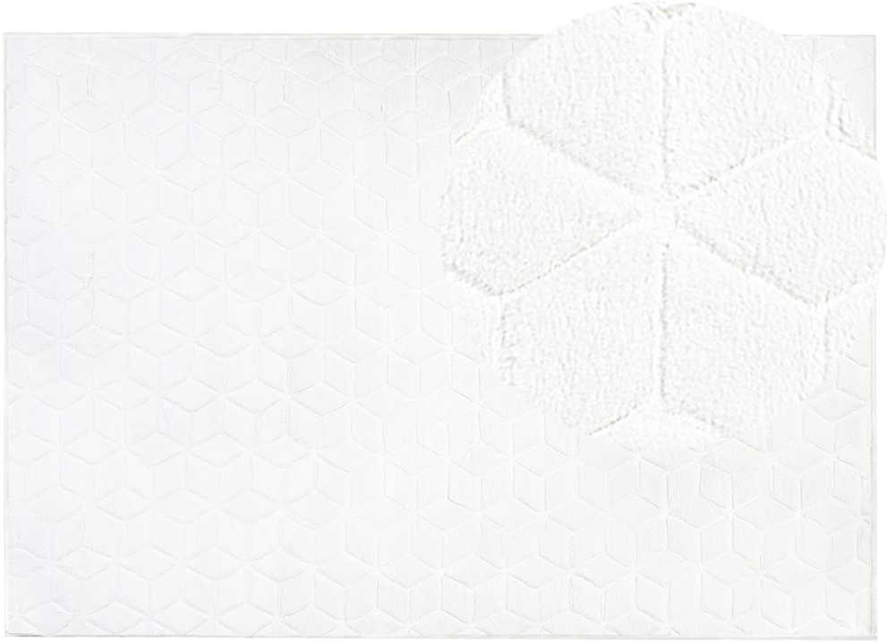 Beliani Dirbtinio kailio kilimas THATTA baltos spalvos 160 x 230 cm