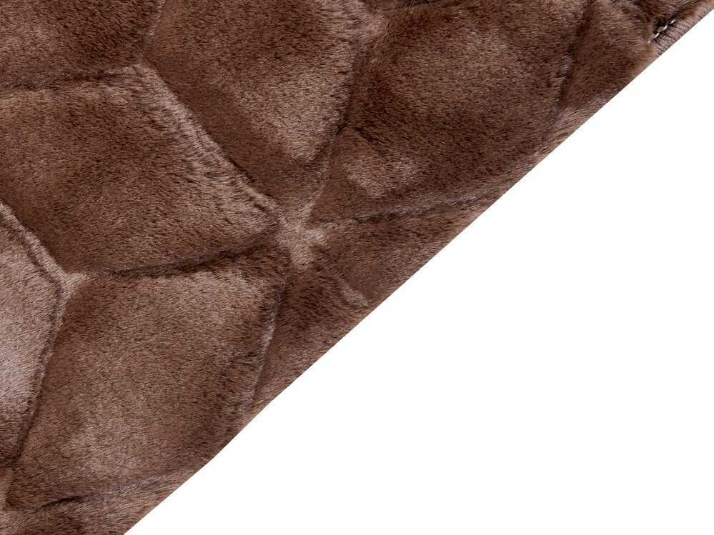 Beliani Dirbtinio kailio kilimas THATTA rudas 80 x 150 cm