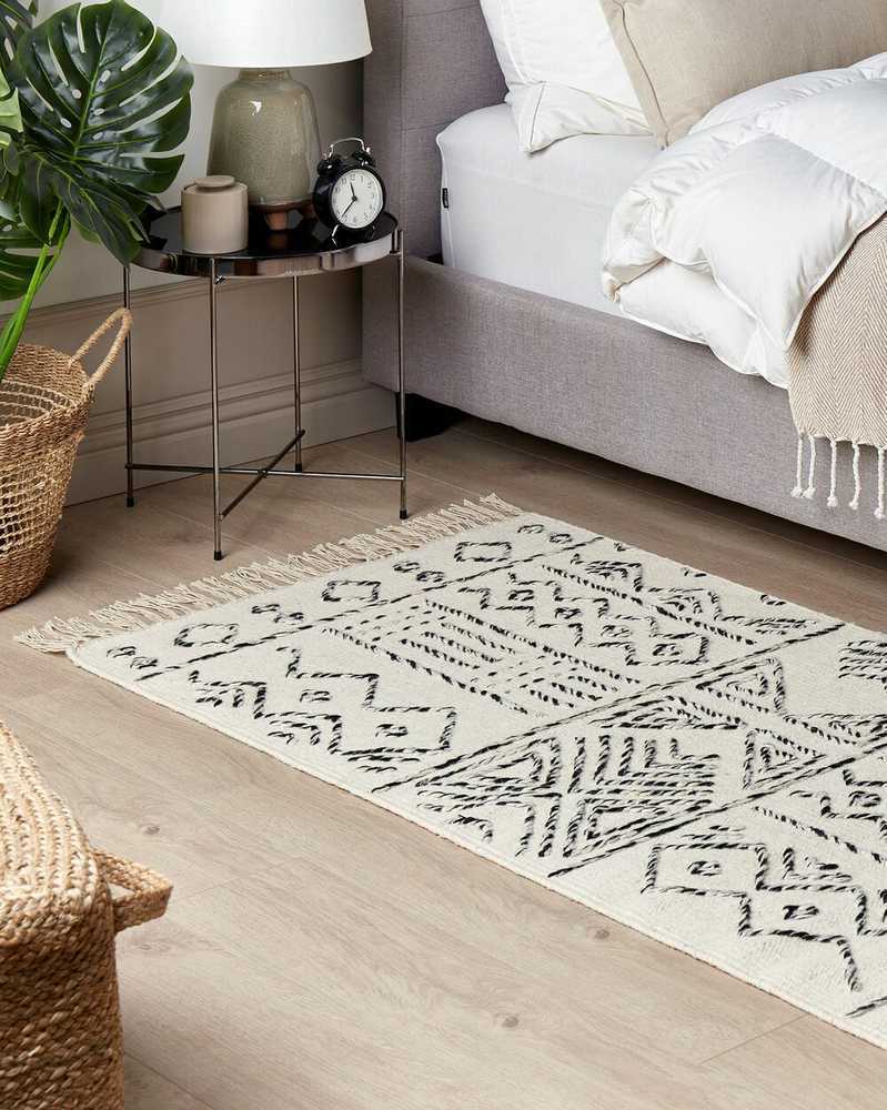 Beliani Kilimas ALKENT baltas 80 x 150 cm vilnonis