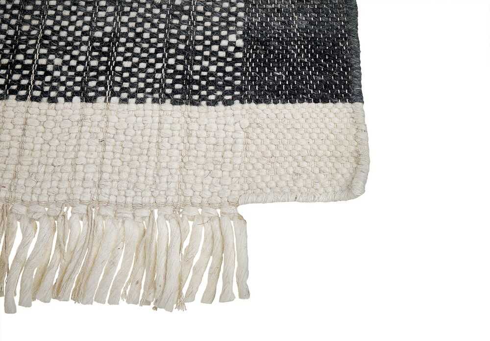 Beliani Kilimas ATLANTI juodas 80 x 150 cm vilnonis