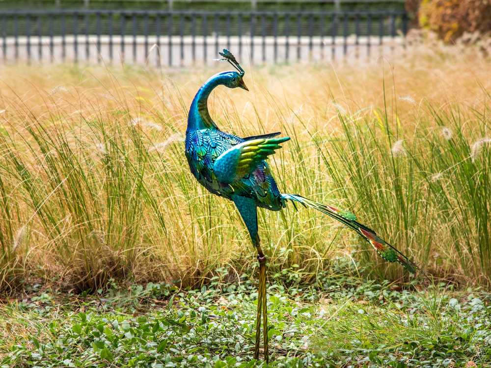 Beliani Sodo skulptūra PEACOCK mėlyna