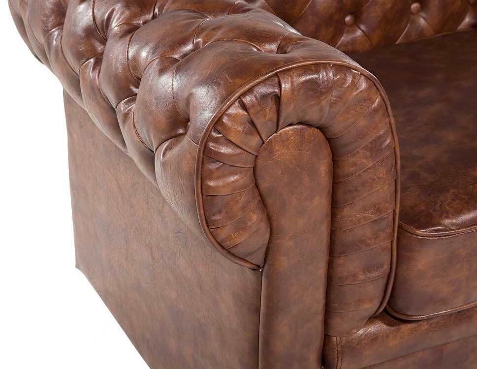 Beliani CHESTERFIELD fotelis iš dirbtinės odos, aukso rudos spalvos