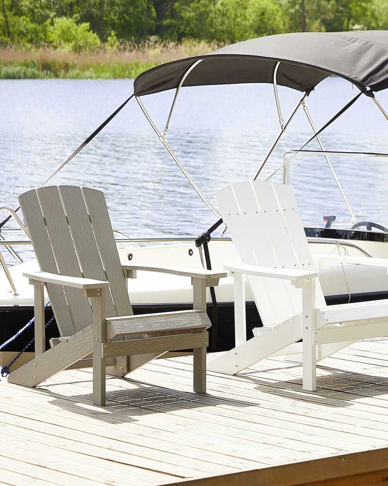 Beliani Sodo kėdė ADIRONDACK šviesiai pilka
