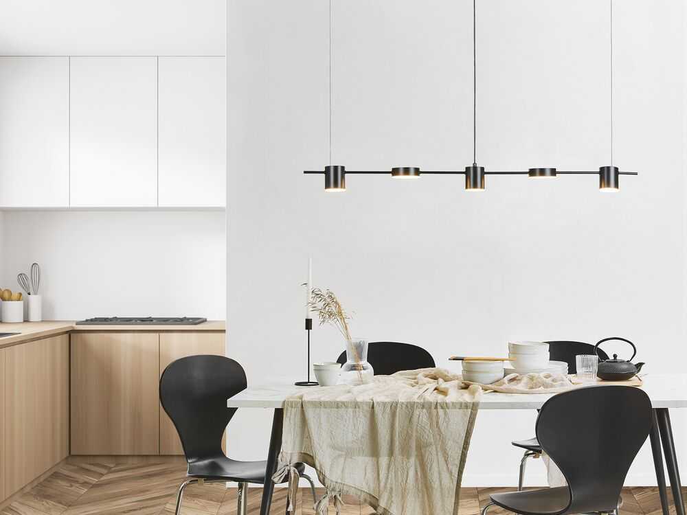 Pakabinamas šviestuvas Beliani Pakabinamas LED šviestuvas SESTRA, metalinis, juodas