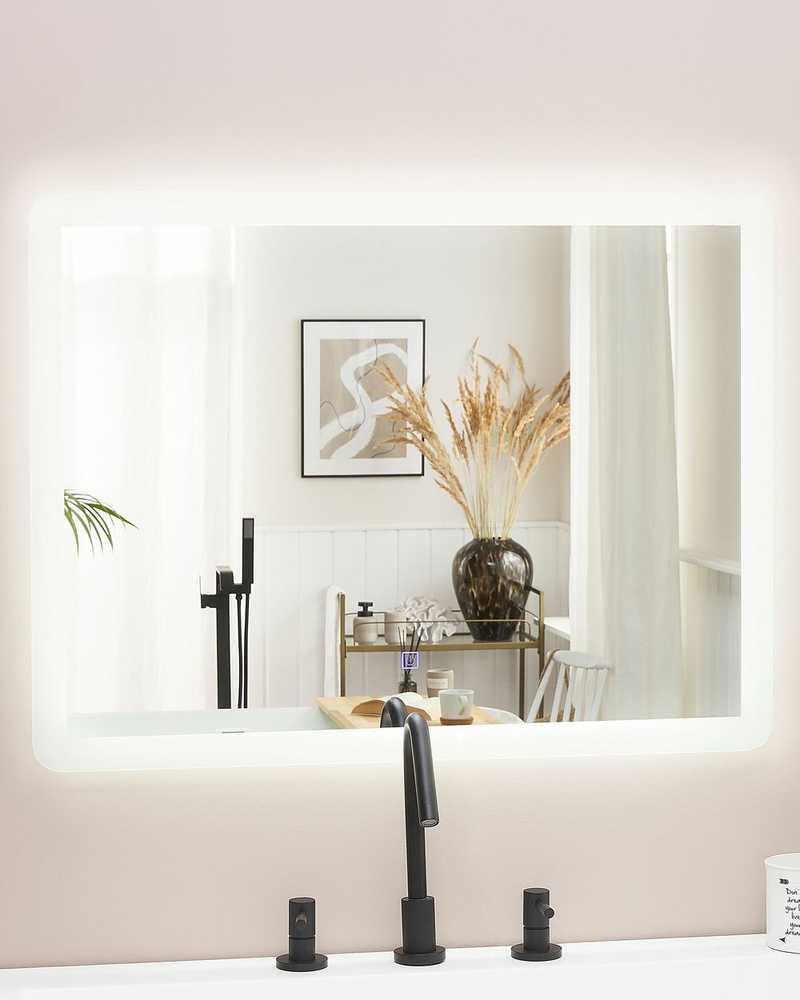 Beliani Vonios veidrodis LED CORROY 80 cm 60 cm Sidabrinis