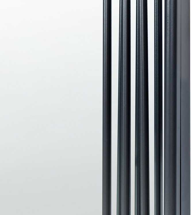 Beliani Sieninis veidrodis AJAIN 45 cm 146 cm metalinis juodas