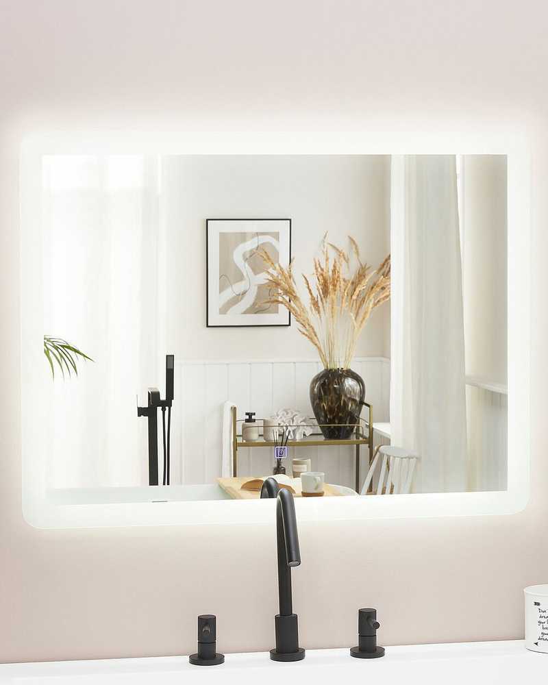 Beliani Vonios veidrodis LED CORROY 80 cm 60 cm Sidabrinis