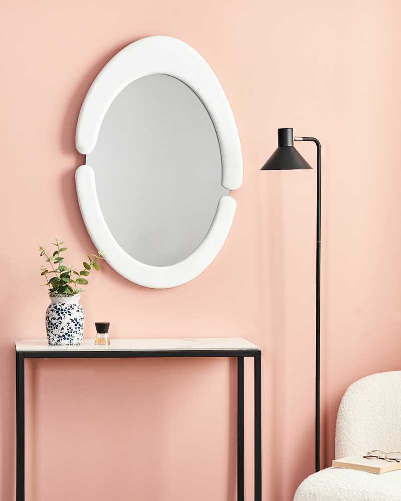 Beliani Sieninis veidrodis MASSAY 53 cm 90 cm veliūrinis baltas