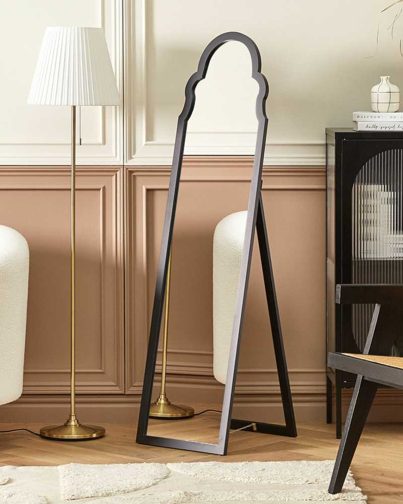 Beliani Pastatomas veidrodis CHATILLON 150 cm Juodas