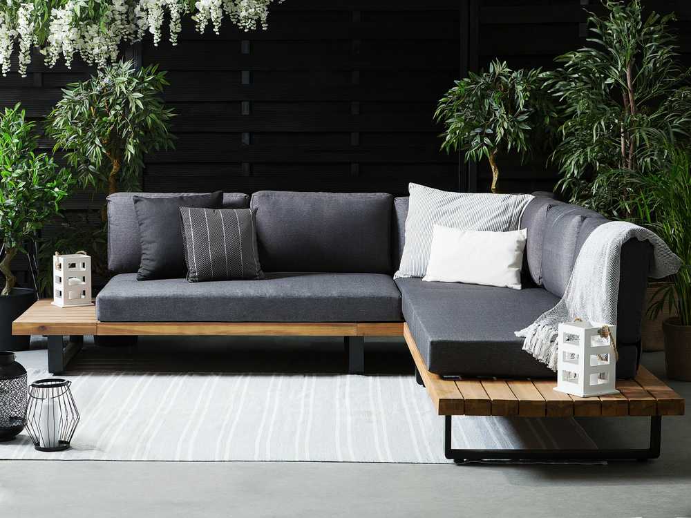 Lauko baldų komplektas Beliani Sodo kampinė sofa su stalu 5 asmenims MYKONOS dešininė tamsiai pilka, sertifikuota akacijos mediena