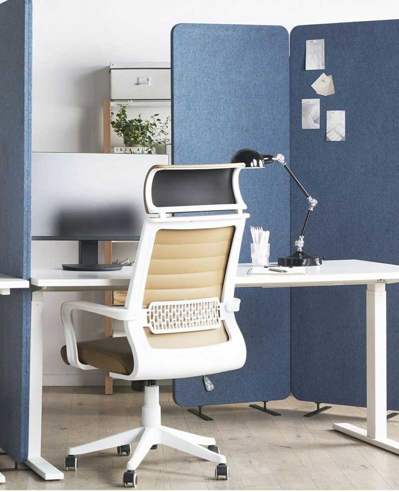 Beliani Pertvara STANDI 184 x 184 cm mėlyna