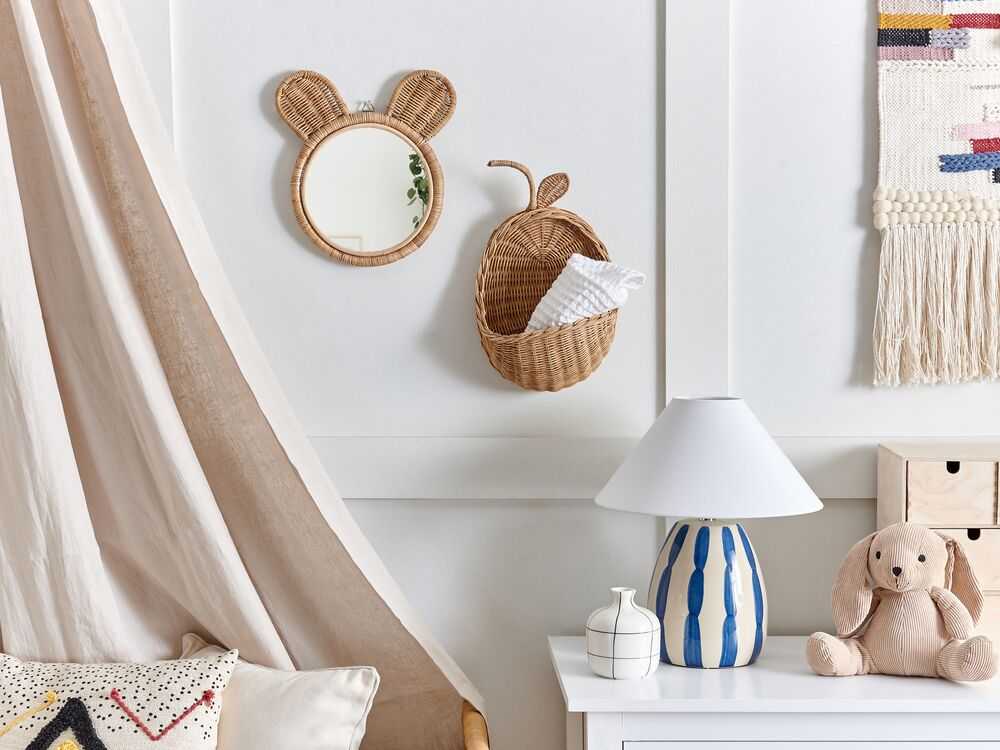 Beliani Sieninis veidrodis ASHANTI 30 cm 33 cm rotangas natūralus