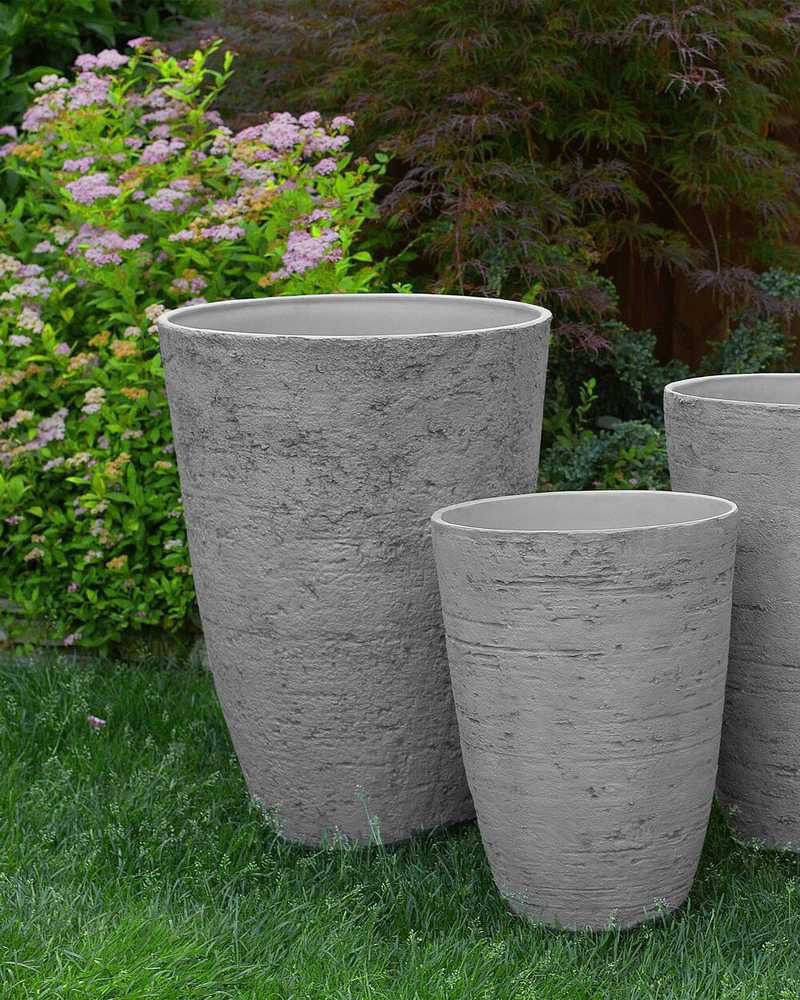 Beliani 2 vazonų rinkinys CAMIA 51 cm pilkas