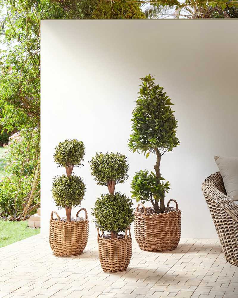 Beliani 3 gėlių krepšių rinkinys AUCUBA 26/34/44 cm šviesiai rudas
