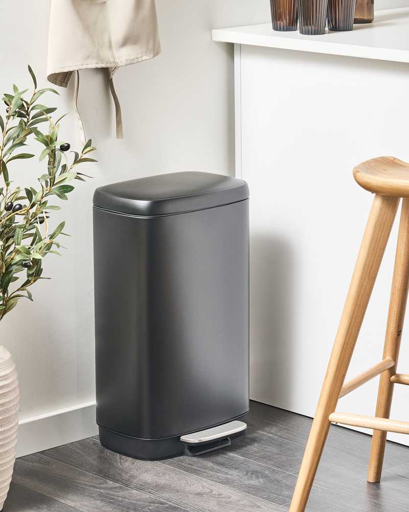 Beliani Atliekų dėžė su pedalu 30 L ECOCOLLECT metalinė juoda