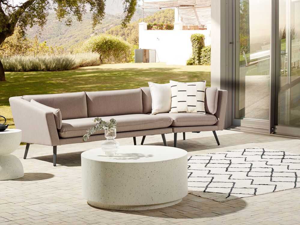 Beliani 3 vietų sodo sofa LORETELLO dešininė, smėlio spalvos