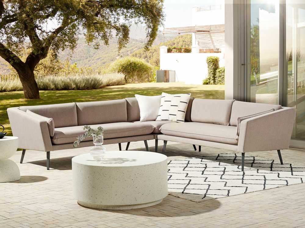 Beliani 5 vietų sodo kampinė sofa LORETELLO smėlio spalvos