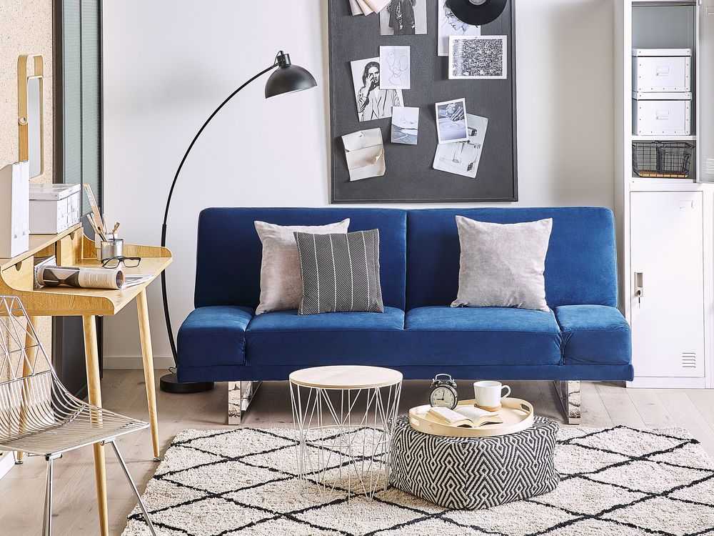Beliani Dvivietė išskleidžiama sofa YORK iš veliūro, tamsiai mėlyna