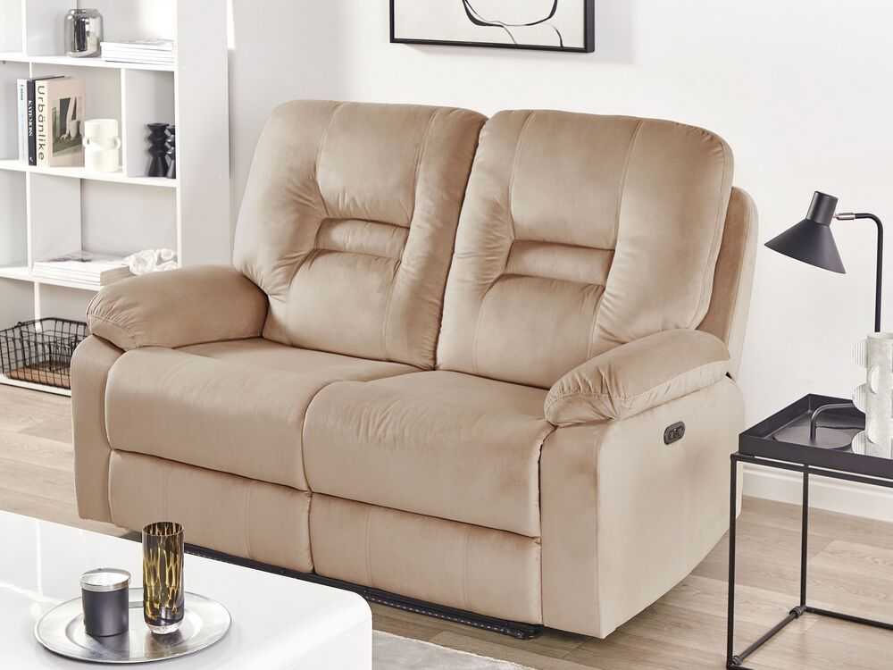 Beliani Dvivietė sofa su elektrine relaksacijos funkcija BERGEN veliūrinė šviesiai smėlio spalvos su USB prievadu