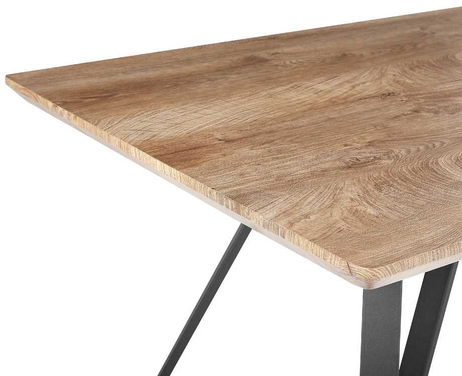 Beliani Valgomojo stalas UPTON šviesiai rudas 140 cm 80 cm