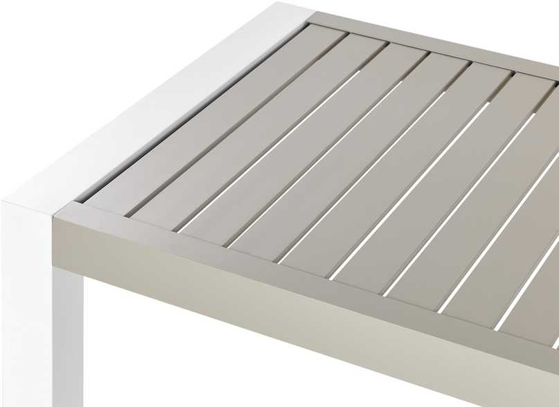 Beliani Sodo stalas CASTELLA 120 cm 70 cm metalinis smėlio spalvos