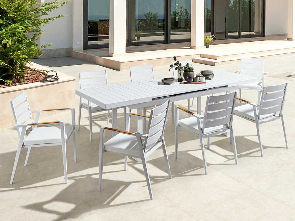 Beliani Išskleidžiamas sodo stalas VALCANETTO 180/240 cm 90 cm metalinis baltas