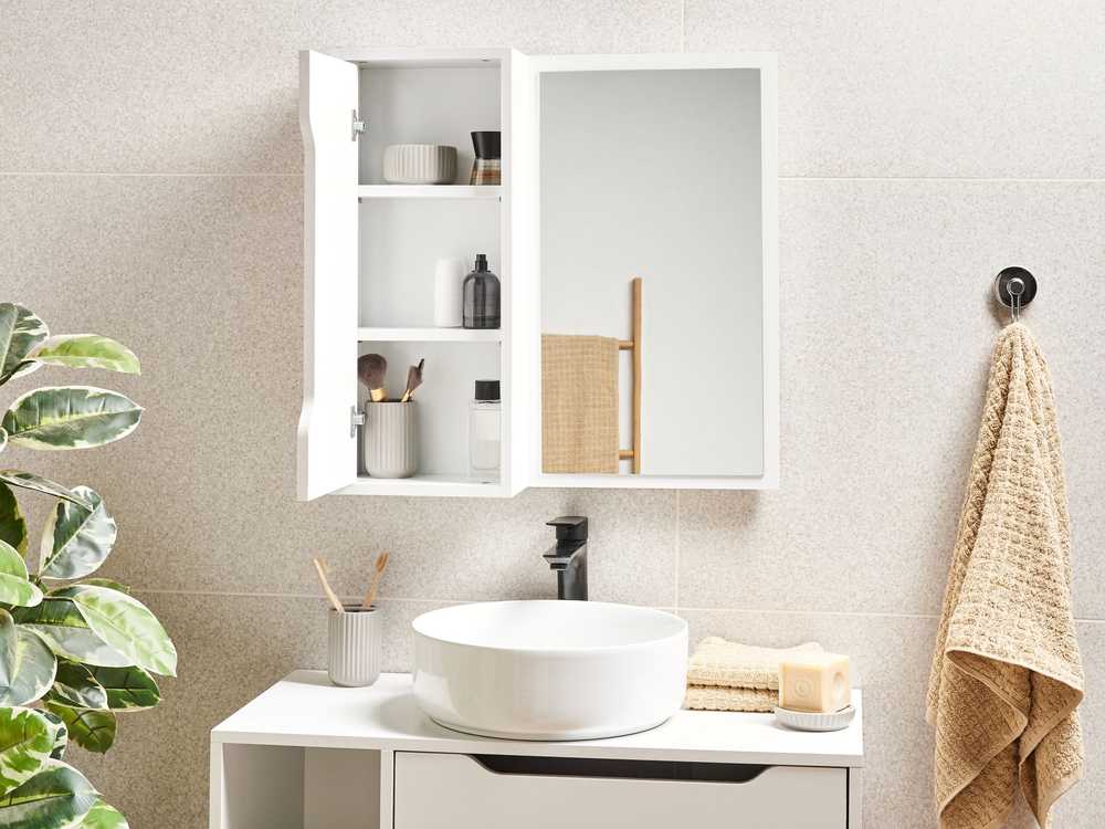Beliani Pakabinama spintelė PALMAS 60 cm 60 cm Balta