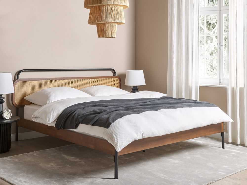 Beliani Rotango lova BOUSSICOURT 180 x 200 cm tamsiai ruda