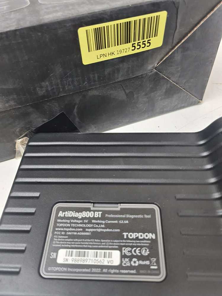 "TOPDON ArtiDiag800 BT" - OBD2 akumuliatoriumi valdomas diagnostikos prietaisas, skirtas visoms transporto priemonėms, automobiliams, turintis išsamią sistemos diagnostiką ir 28 aptarnavimo funkcijas, nuolatinis atnaujinimas internetu, belaidis ryšys